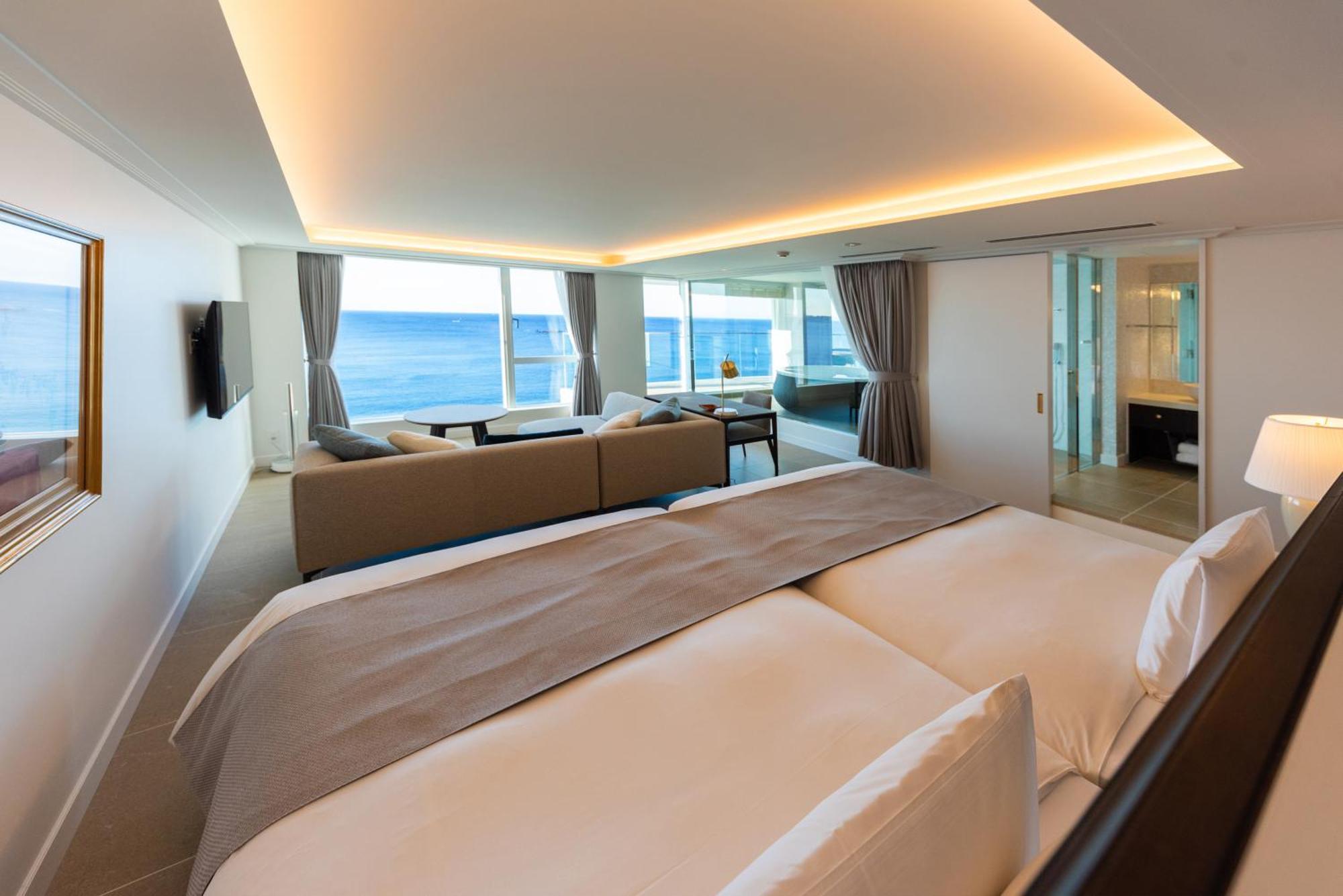 Hayama Hotel Otowa No Mori Yokosuka Eksteriør billede